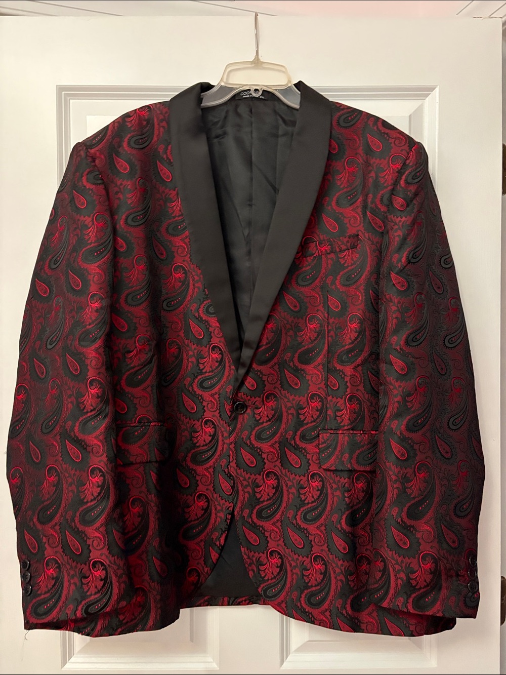 Men’s 2XL Red & Black Paisley Shawl Lapel Blazer